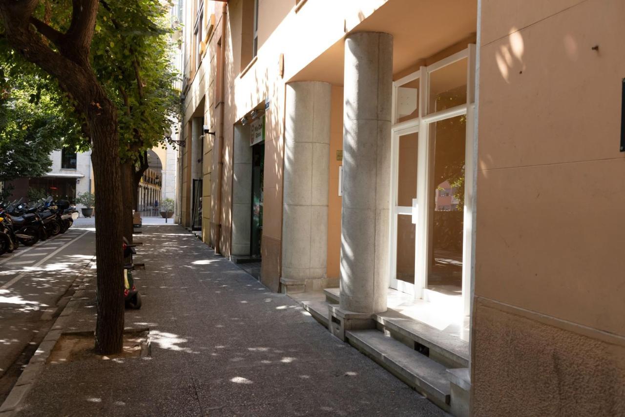 Bravissimo Pont De La Princesa, Comfortable 3-Bedroom Apartment Girona Exterior photo