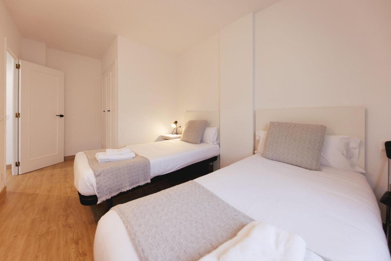 Bravissimo Pont De La Princesa, Comfortable 3-Bedroom Apartment Girona Exterior photo